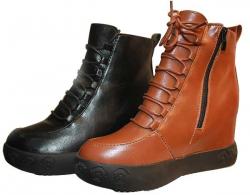 Different Color Boot With Side Lock