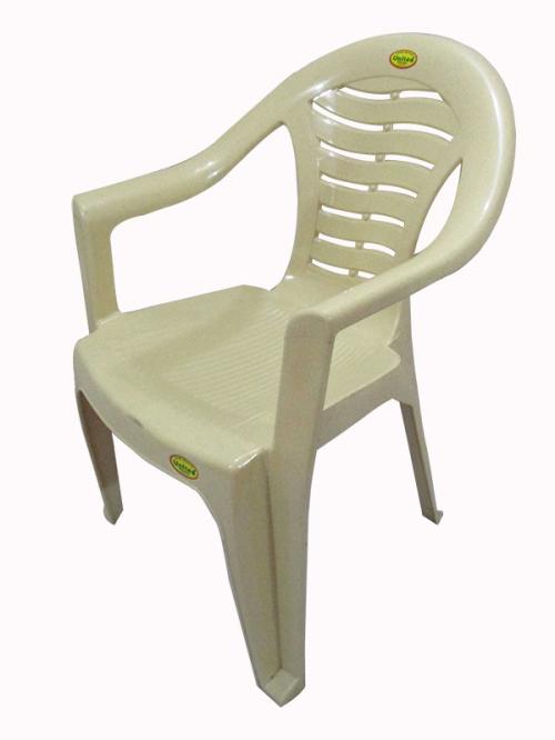 Comfortable Cream Color Plastic Chair - Large - (UT-009)