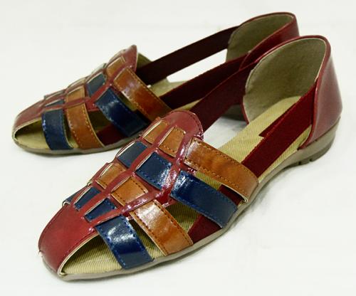 Fashionable Flat Sandal For Ladies - (1856)